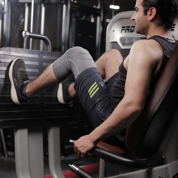 TYNOR D-07 KNEE CAP WITH PATELLAR RING