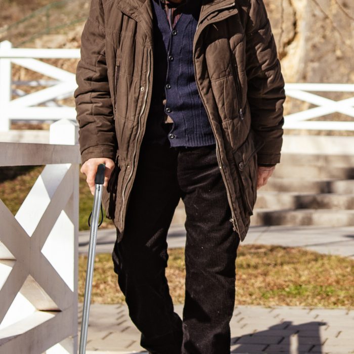 TYNOR L-12 WALKING STICK QUADRIPOD