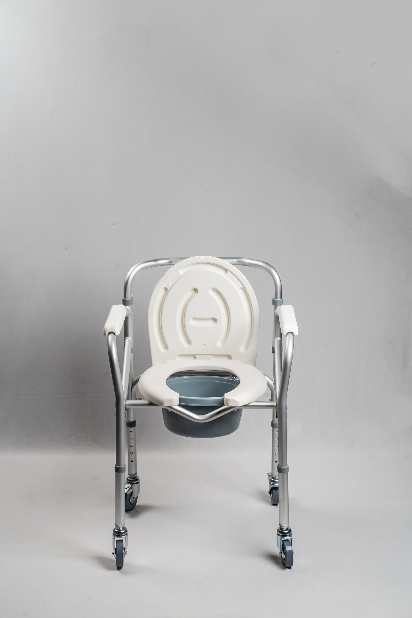 ARREX VP40 Aluminum Commode Chair