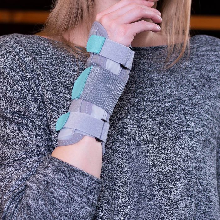 TYNOR E-43 WRIST SPLINT AMBIDEXTROUS